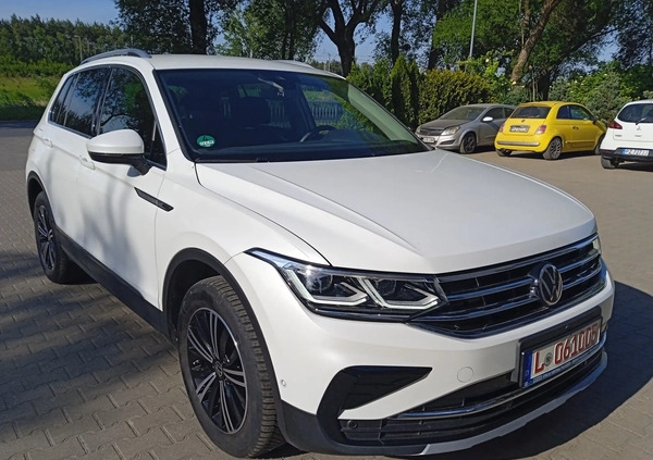 Volkswagen Tiguan cena 112000 przebieg: 25000, rok produkcji 2022 z Pobiedziska małe 781